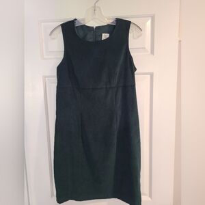 Elegant Emerald Green Sleeveless Dress